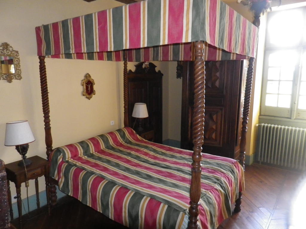 Chambres Et Table D'Hotes Manoir Capcazal De Pachiou Mimbaste 外观 照片